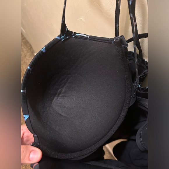 torrid iridescent mermaid scale swimsuit size 2 - Picture 5 of 7